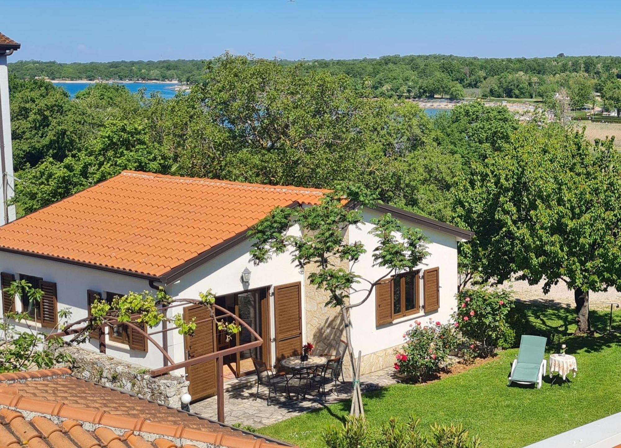 Bungalow Perla Funtana Luaran gambar